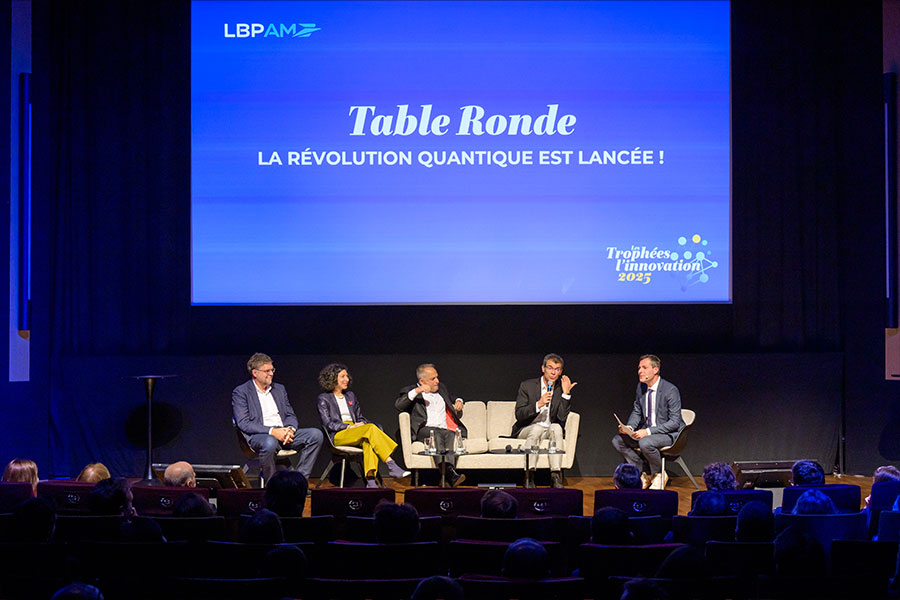 phto de la table ronde sur le quantique
