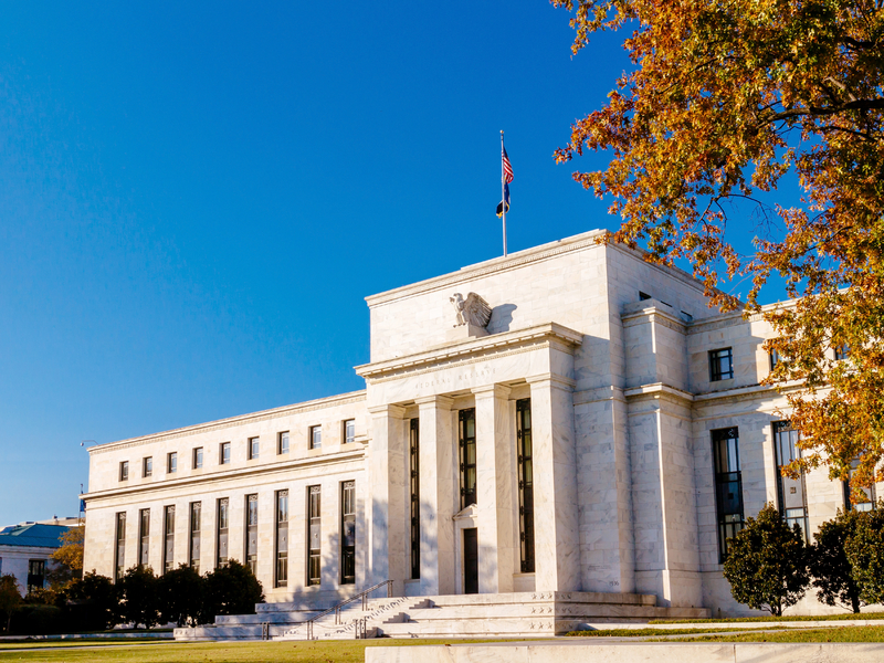 Economic resilience and a dovish Fed provide a favorable backdrop for this back-to-work season